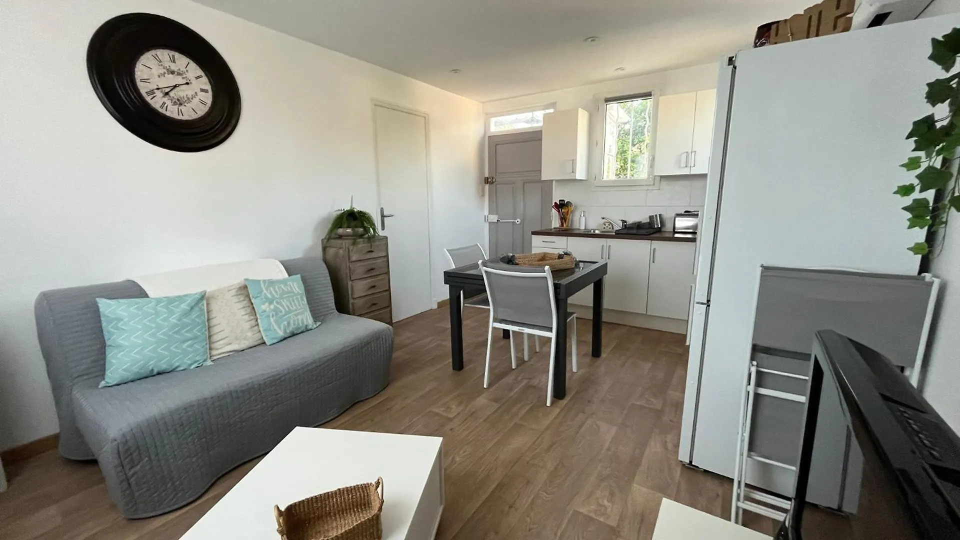 T2 30M2 Climatise Avec Jardin Proche De La Mer Six-Fours-les-Plages Apartamento